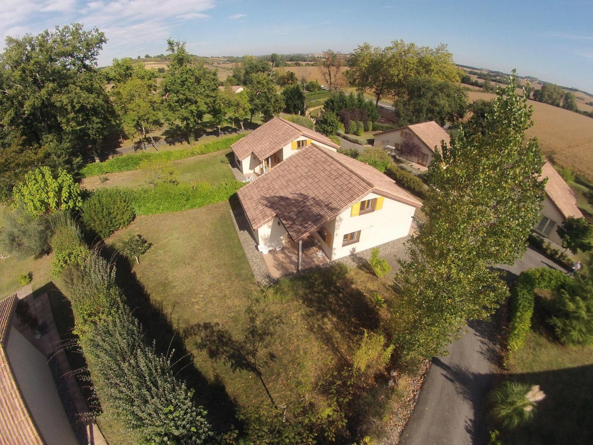 Residence Chateau De Barbet Lombez Exterior photo